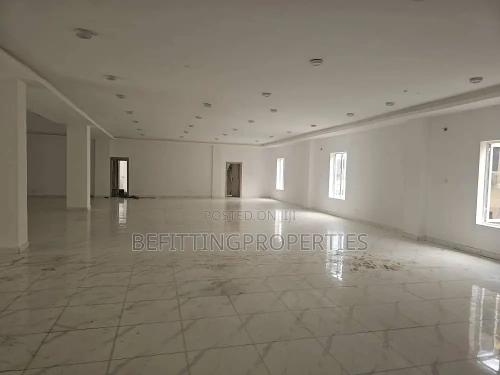Premium Open-Plan Office Space – 1000sqm in Ikeja