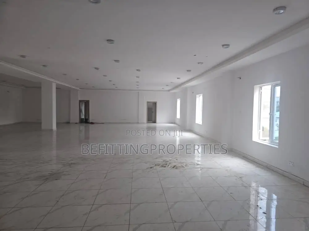 Premium Open-Plan Office Space – 1000sqm in Ikeja
