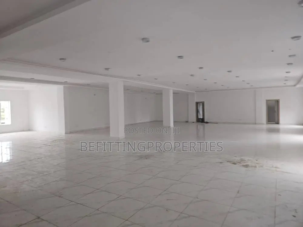 Premium Open-Plan Office Space – 1000sqm in Ikeja