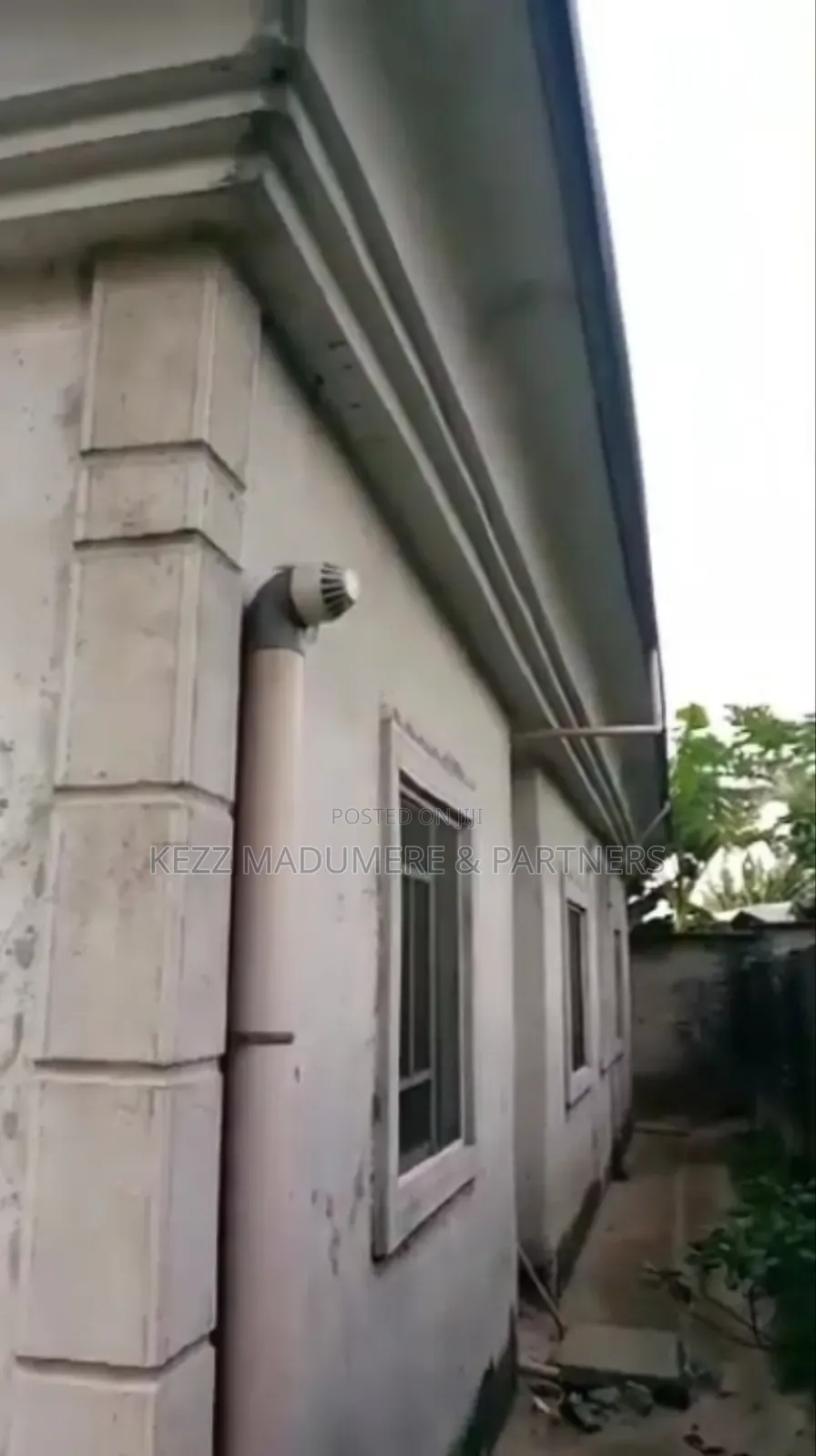 4bdrm Bungalow in By The New Flyover for sale in Eneka