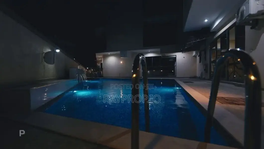 308433bn - Stylish 1 Bedroom Shortlet in Lekki Phase 1 in Lekki Phase 1