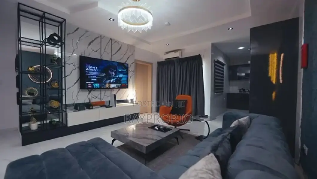 308433bn - Stylish 1 Bedroom Shortlet in Lekki Phase 1 in Lekki Phase 1