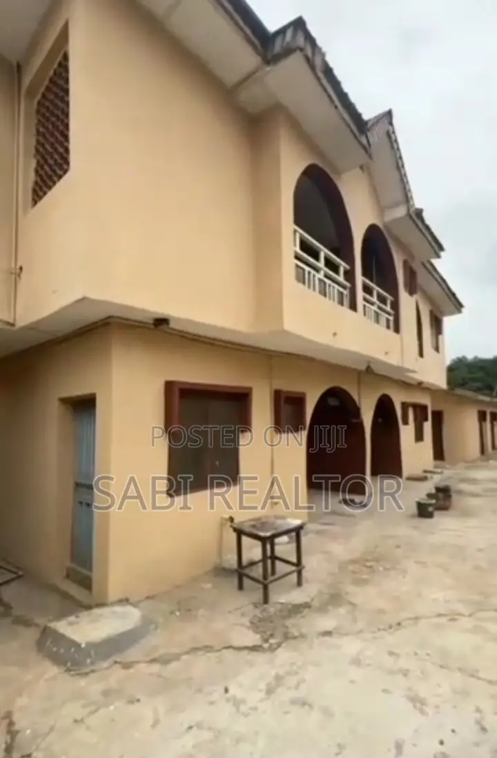 Furnished 2bdrm Block of Flats in Ajegunle Ojokoro, Alagbado for sale in Alagbado