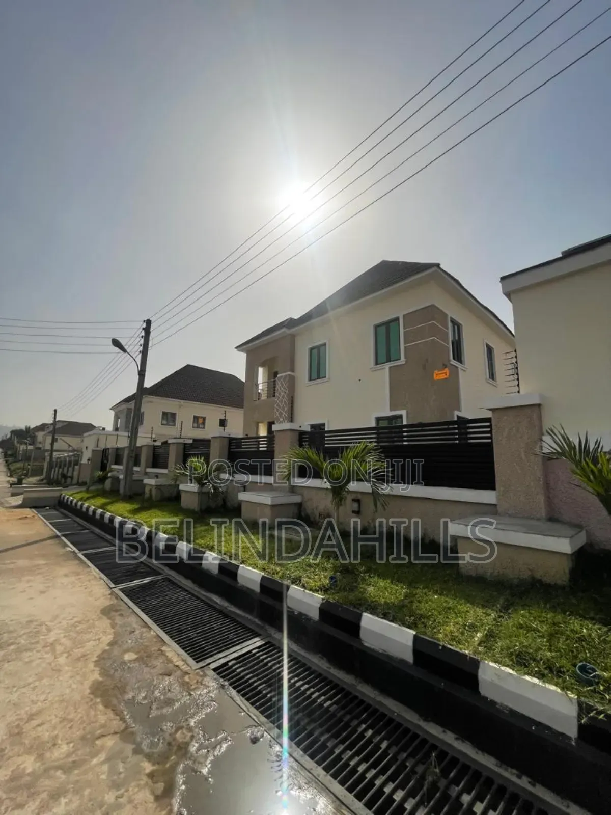 4bdrm Duplex in Life Camp for sale in Life Camp