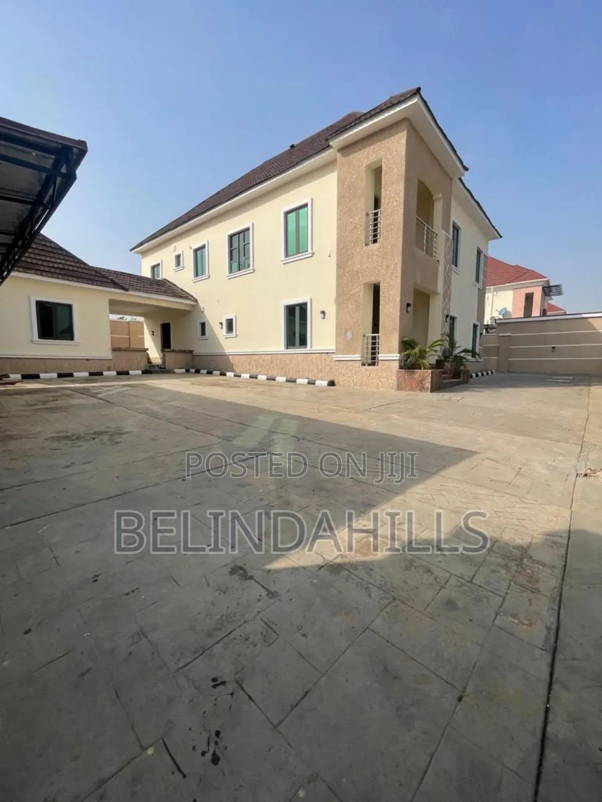 4bdrm Duplex in Life Camp for sale in Life Camp