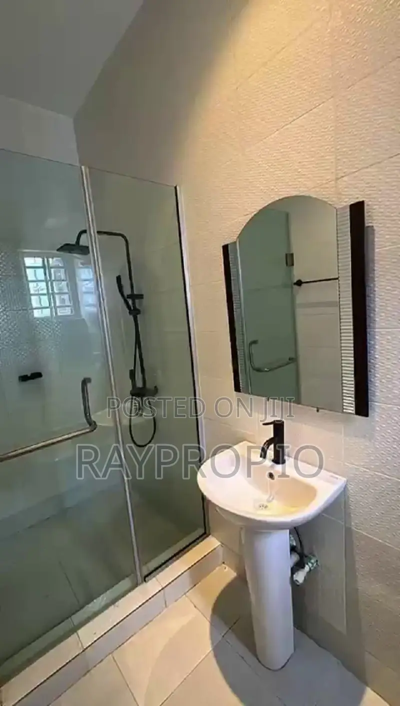 523908dn - Charming 2 Bedroom Shortlet in Agungi in Agungi