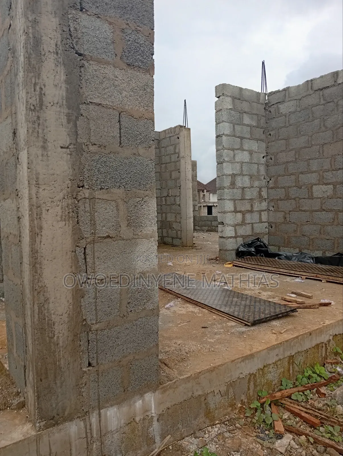 Carcass Houses For Sale At Wuse Zone 6 in Zone 6 / Wuse