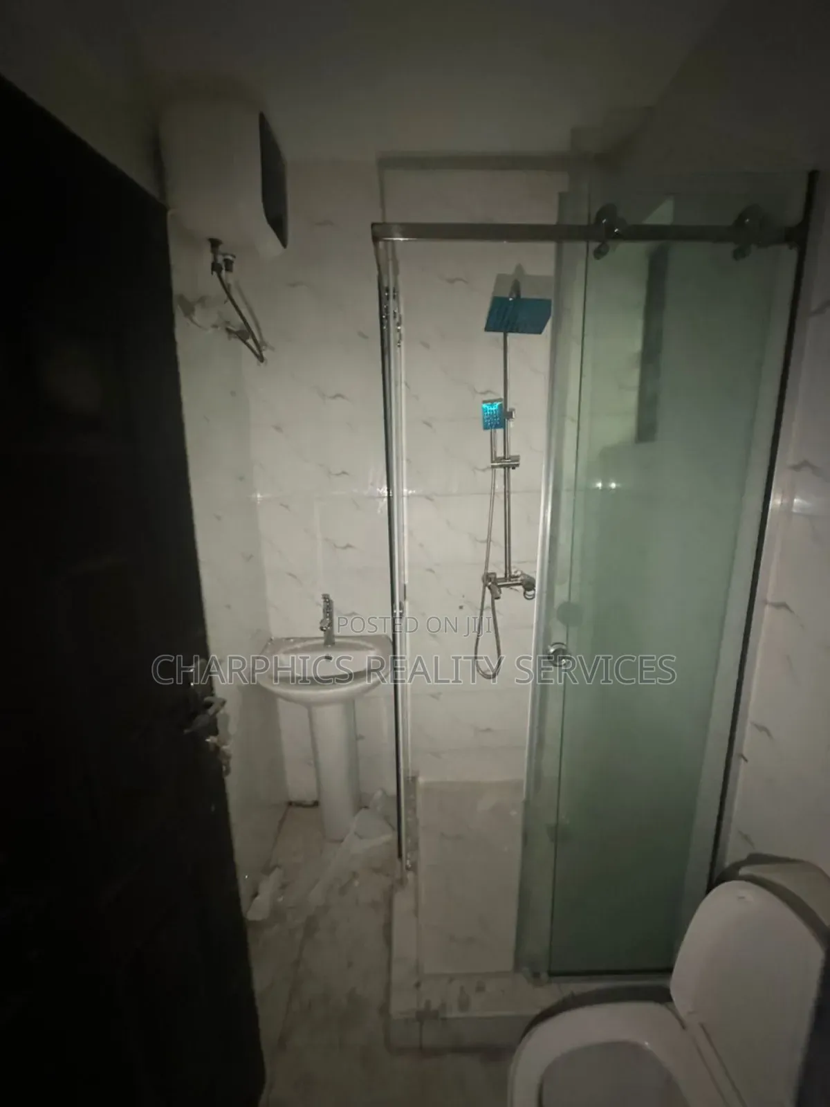 4bdrm Duplex in Ologolo for rent in Ologolo