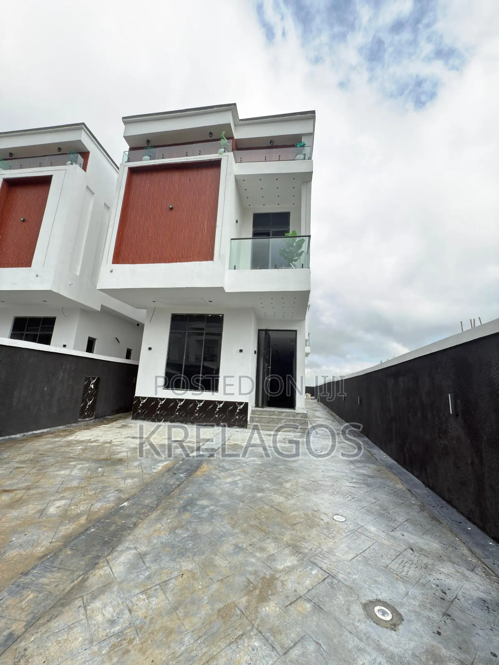 5bdrm Duplex in Ado / Ajah for sale in Ado / Ajah