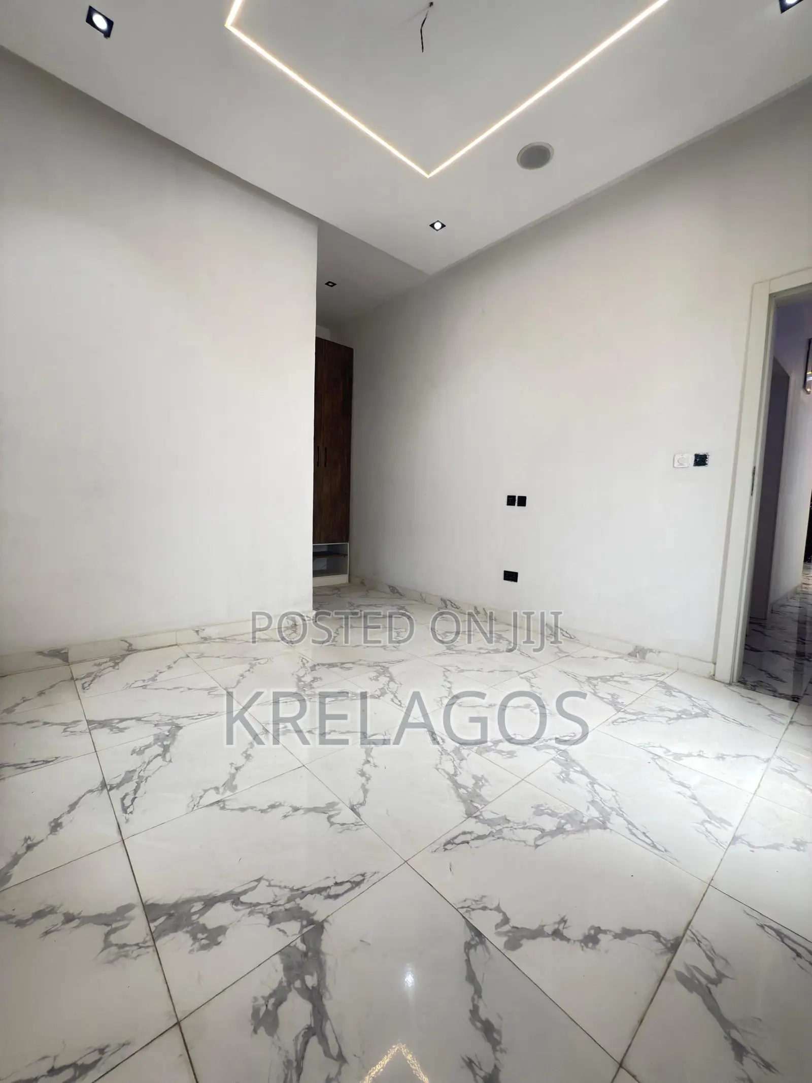 5bdrm Duplex in Ado / Ajah for sale in Ado / Ajah