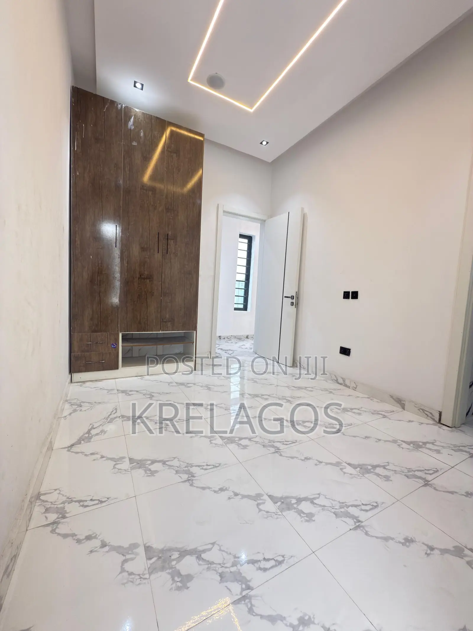 5bdrm Duplex in Ado / Ajah for sale in Ado / Ajah