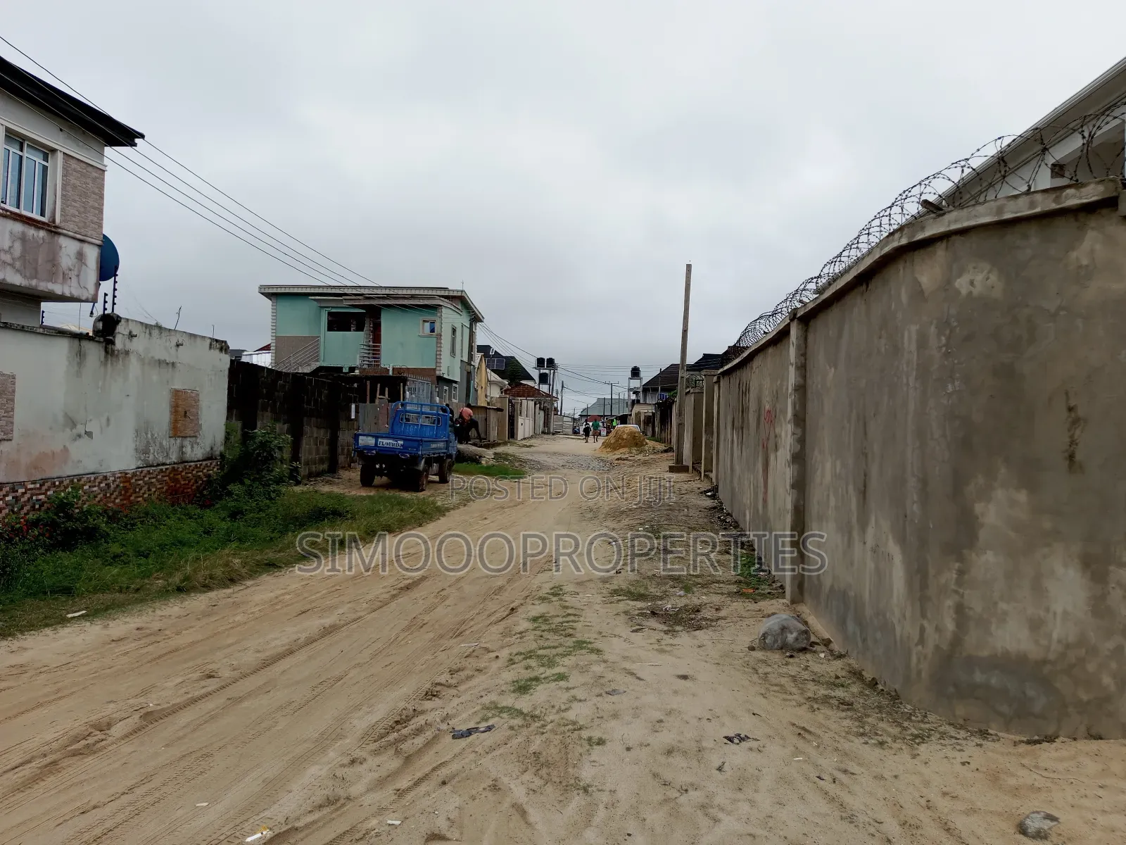 A Plot of Corner Piece Land Beside Ogunfayo Palace for Sale in Awoyaya
