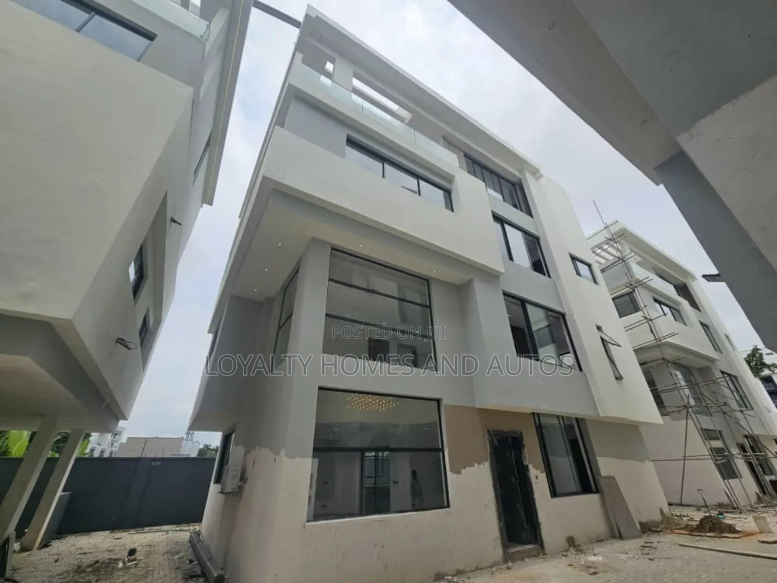 5bdrm Duplex in Old Ikoyi Lagos for sale in Old Ikoyi