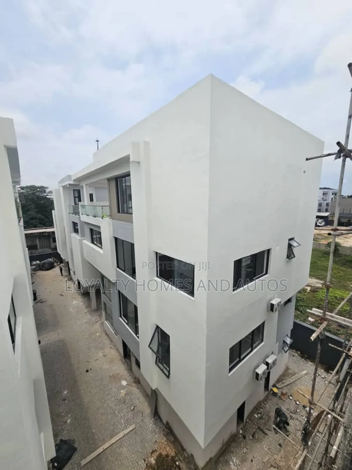 5bdrm Duplex in Old Ikoyi Lagos for sale in Old Ikoyi
