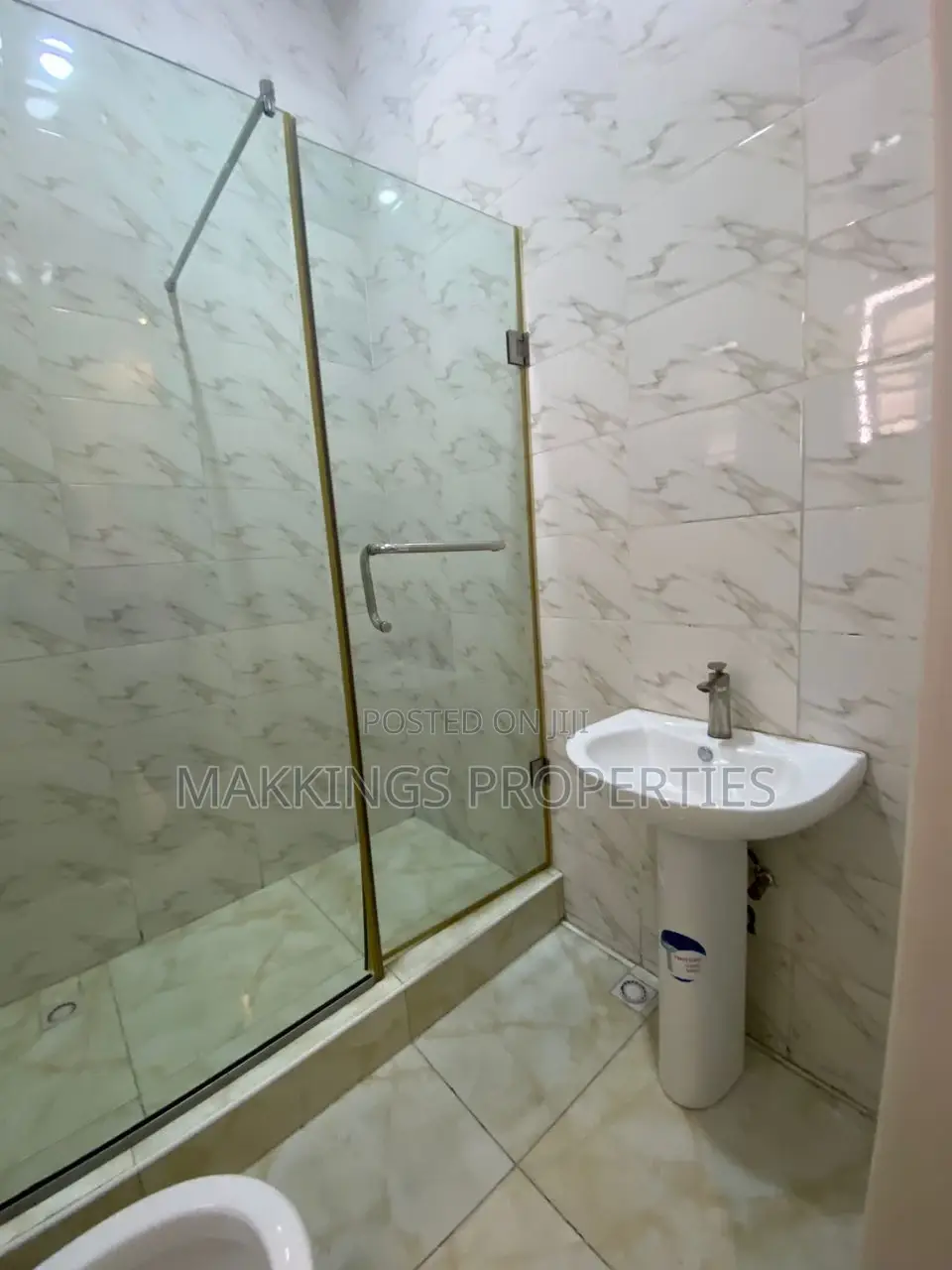 1bdrm Apartment in Chevron for rent in Chevron