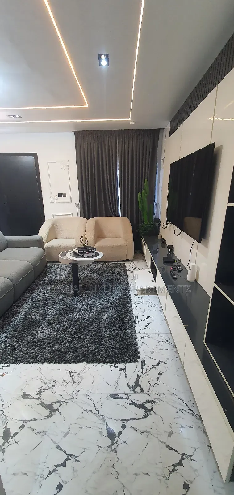 Executive 3 Bedrooms Pinewood Service Apartment on Peter Odili Rd Phc. in Port-Harcourt