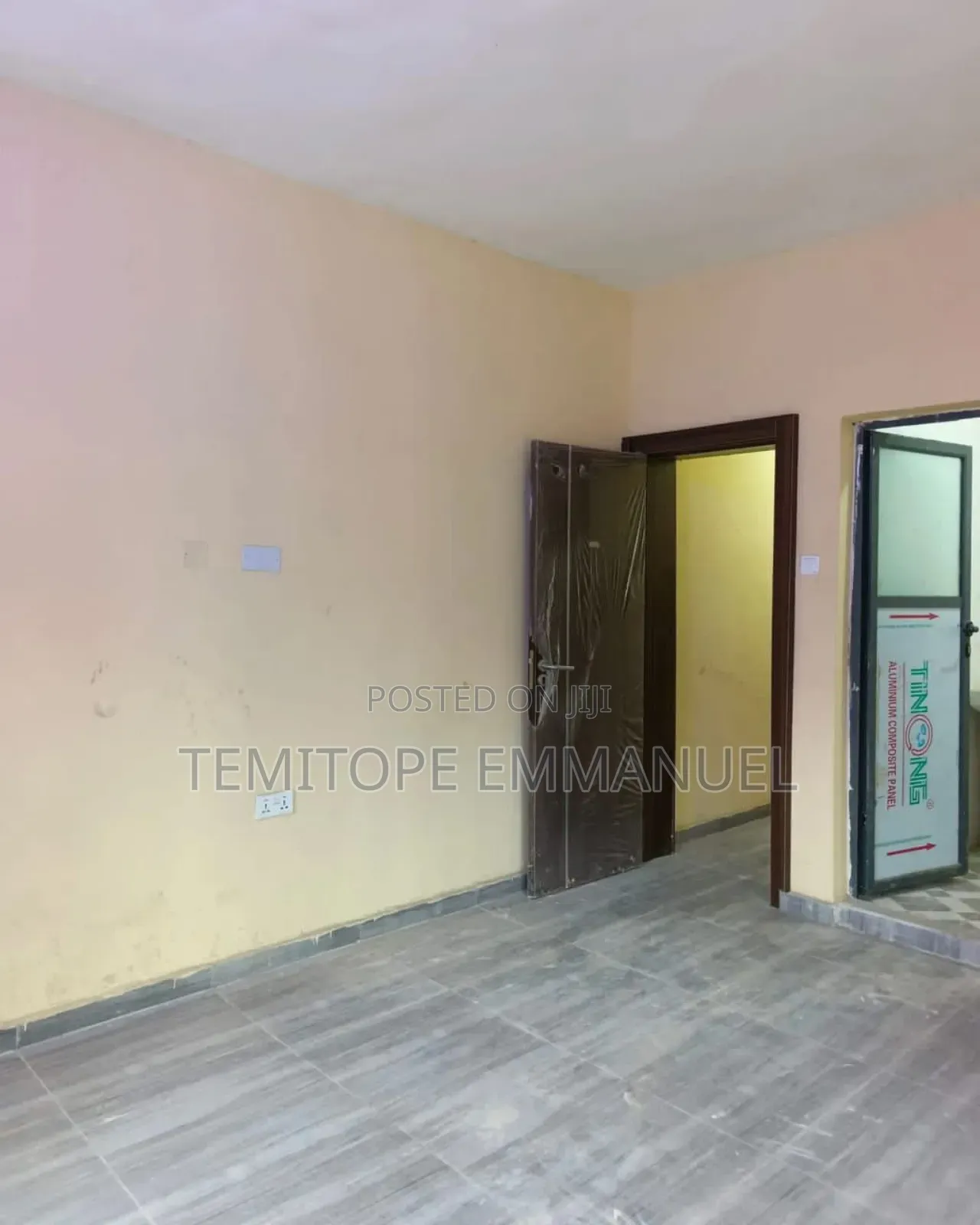 Furnished 3bdrm Apartment in Estate Ipaja for sale in Ipaja / Ipaja