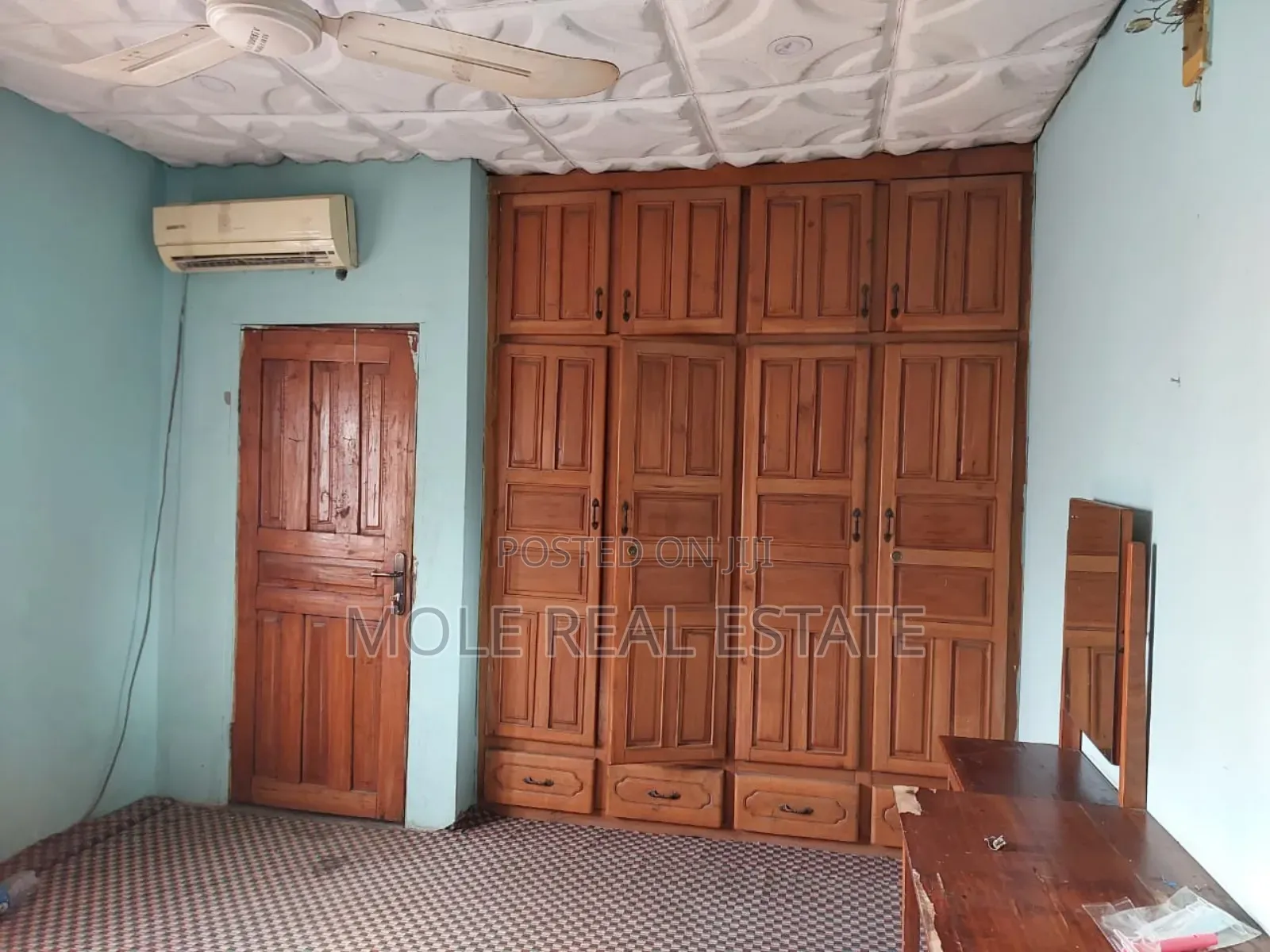 Furnished 13bdrm Bungalow in Obase Estate Oba for sale in Oba Akran