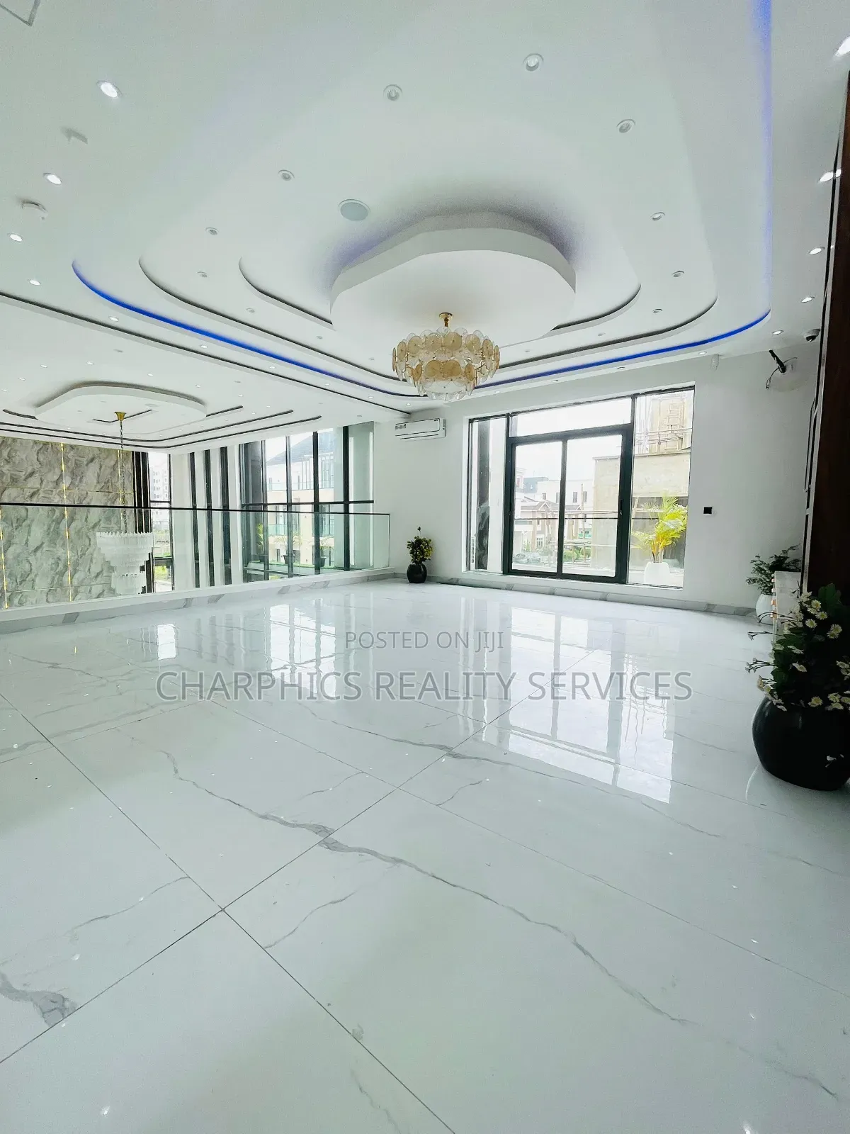 6bdrm Duplex in Ikate for sale in Ikate
