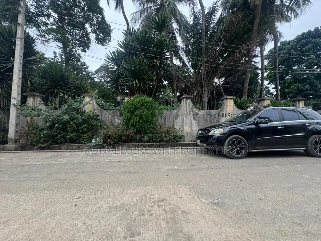 Land Measuring 2800sqm With Demolishable Structure on It at Ilupeju in Town Planning Way