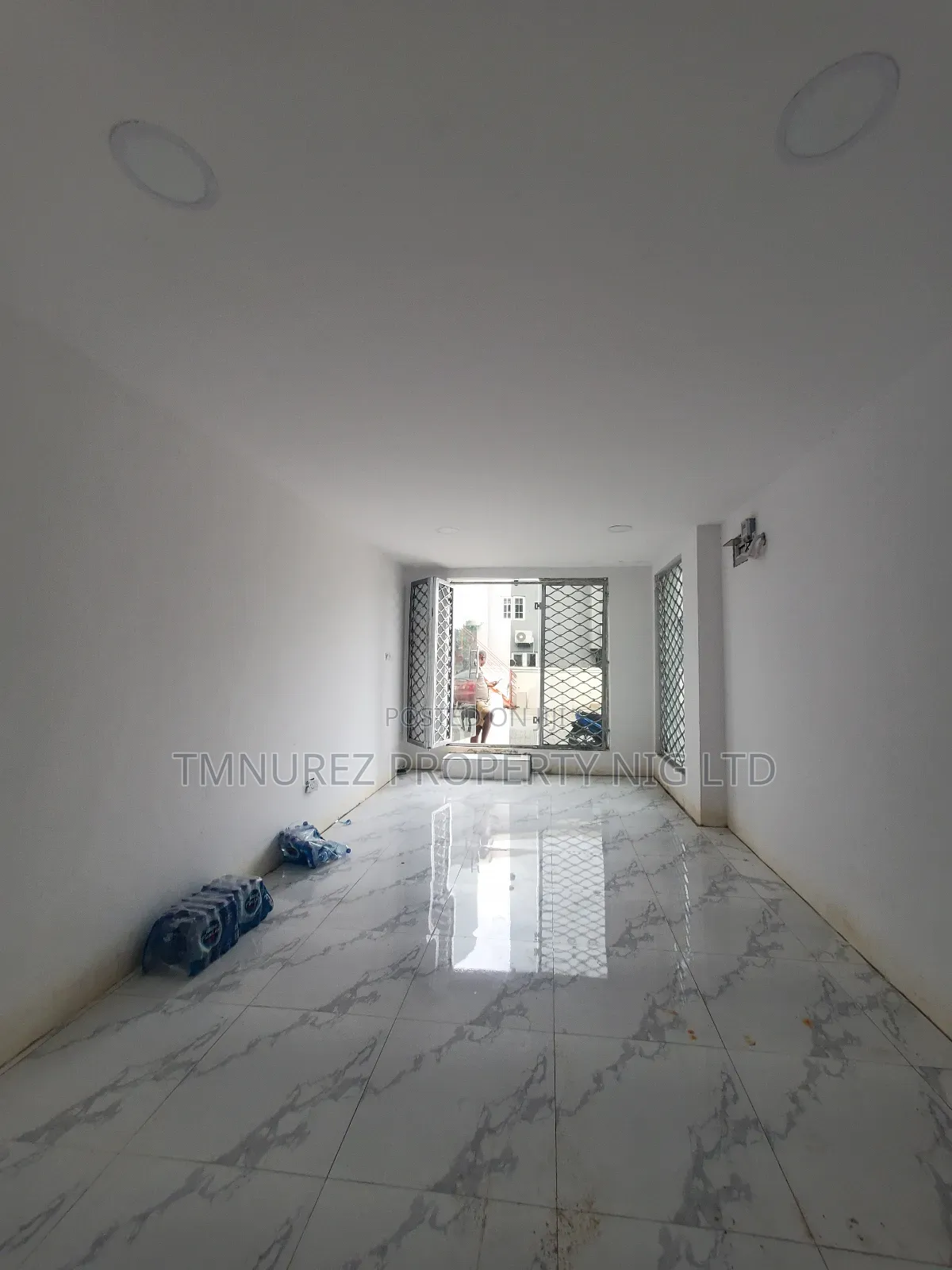 Groundfloor Shop for Rent Lekki Phase1 in Lekki Phase 1