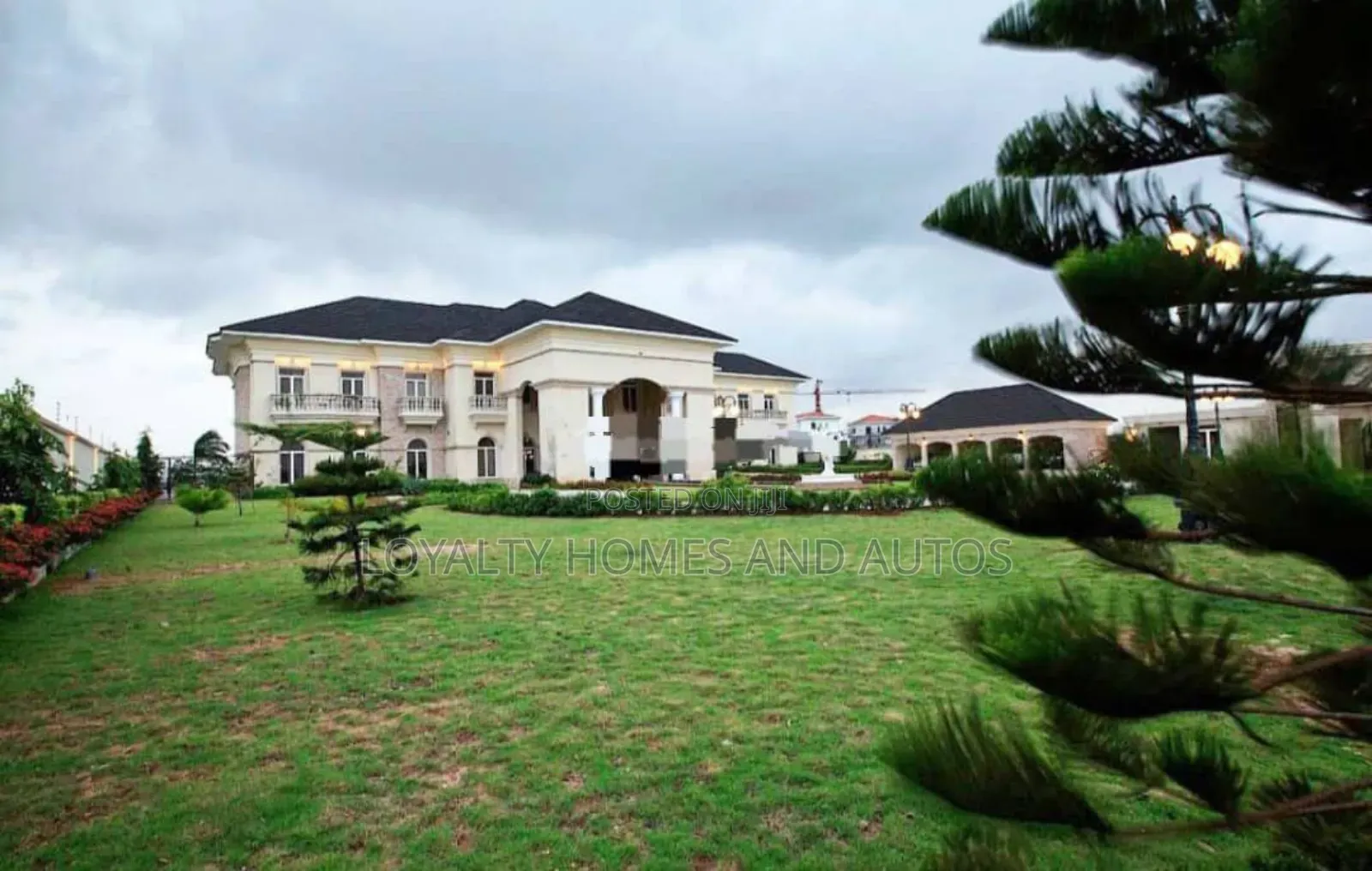 Furnished 7bdrm Mansion in Banana Island Lagos for sale in Banana Island