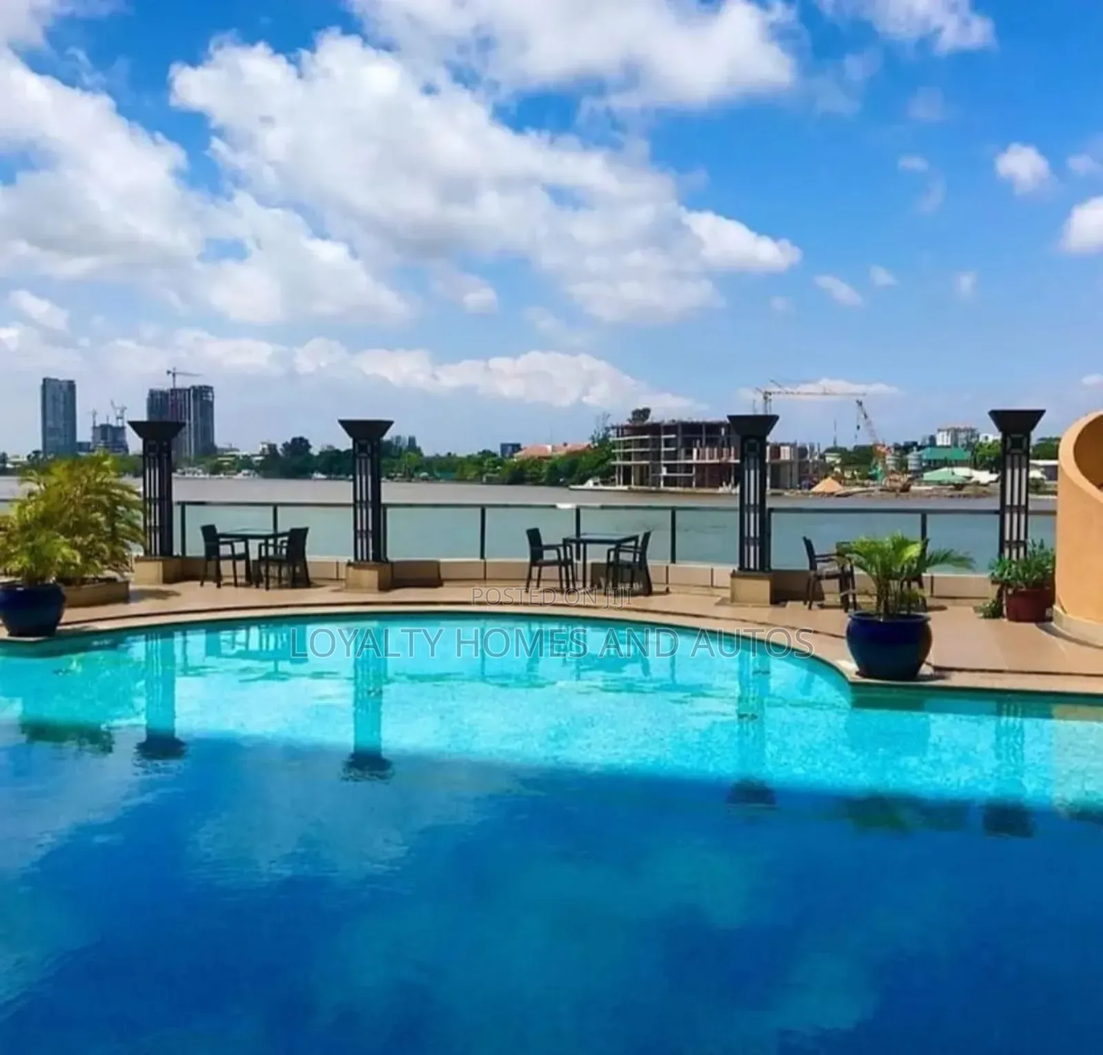 5 Star Waterfront Hotel for Sale in Victoria Island Lagos in Victoria Island