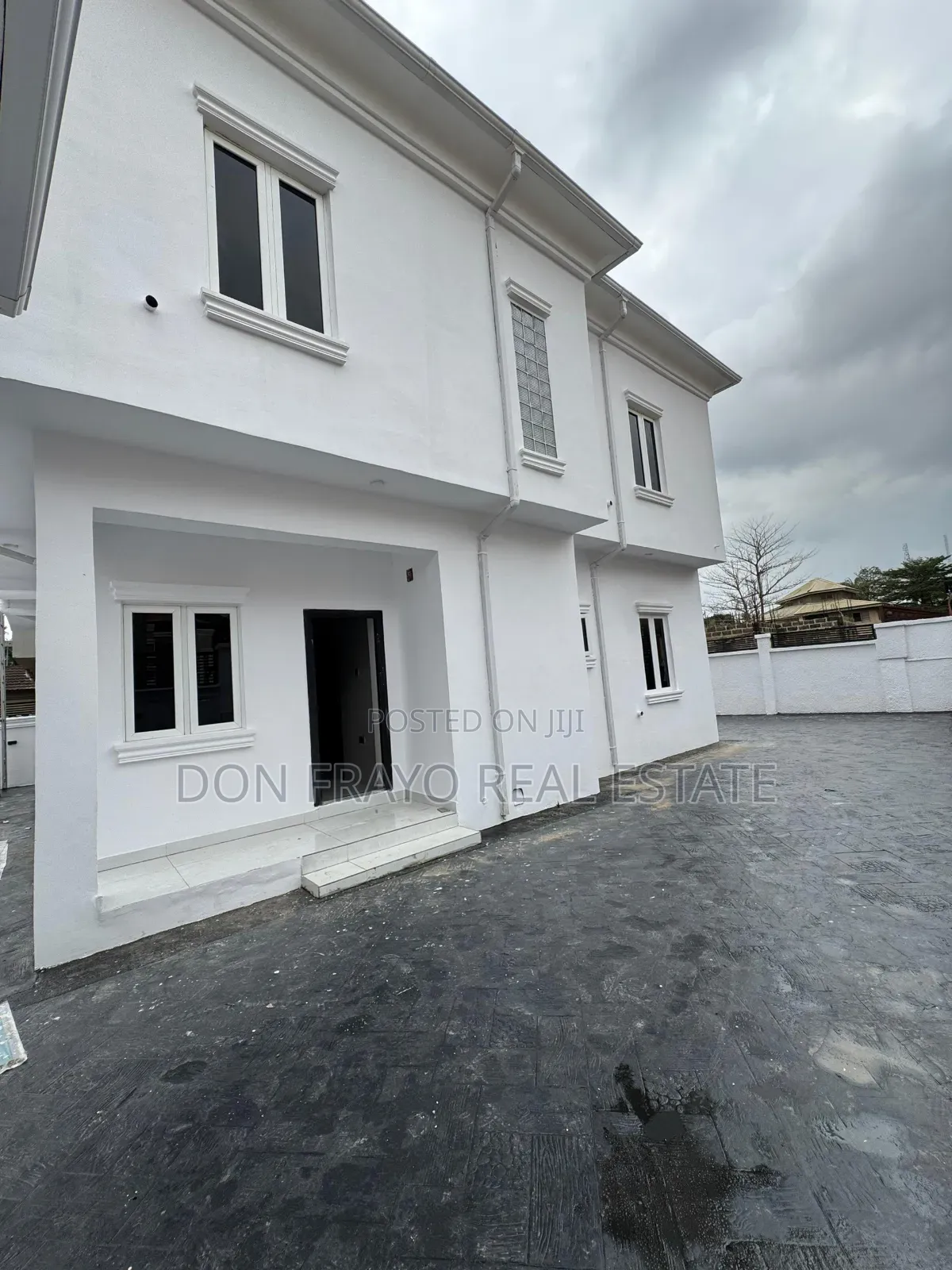 4bdrm Duplex in Sonbeam Sch Area, Bodija for sale in Bodija