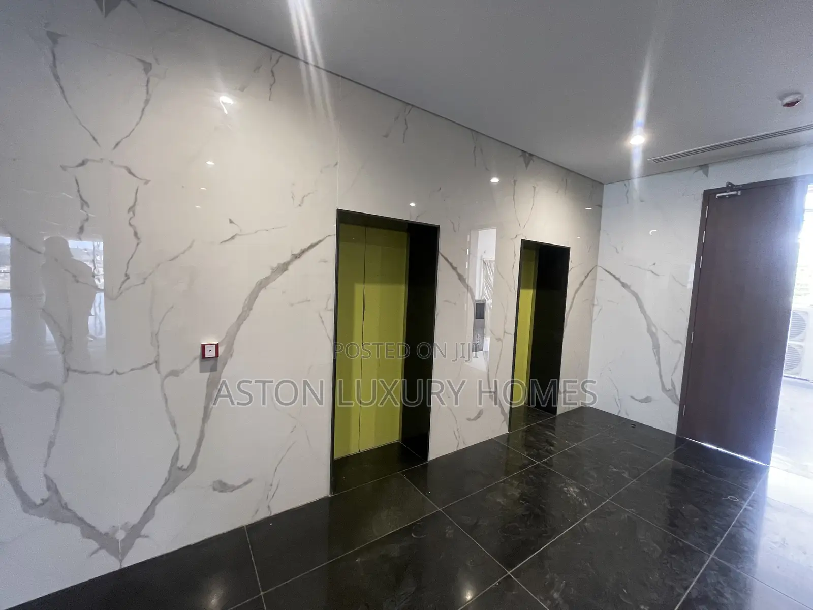 Premium 242 SQM Office Space for Rent in Central Business District