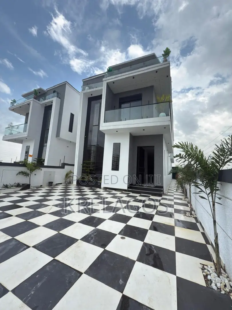 5bdrm Duplex in Ado / Ajah for sale in Ado / Ajah