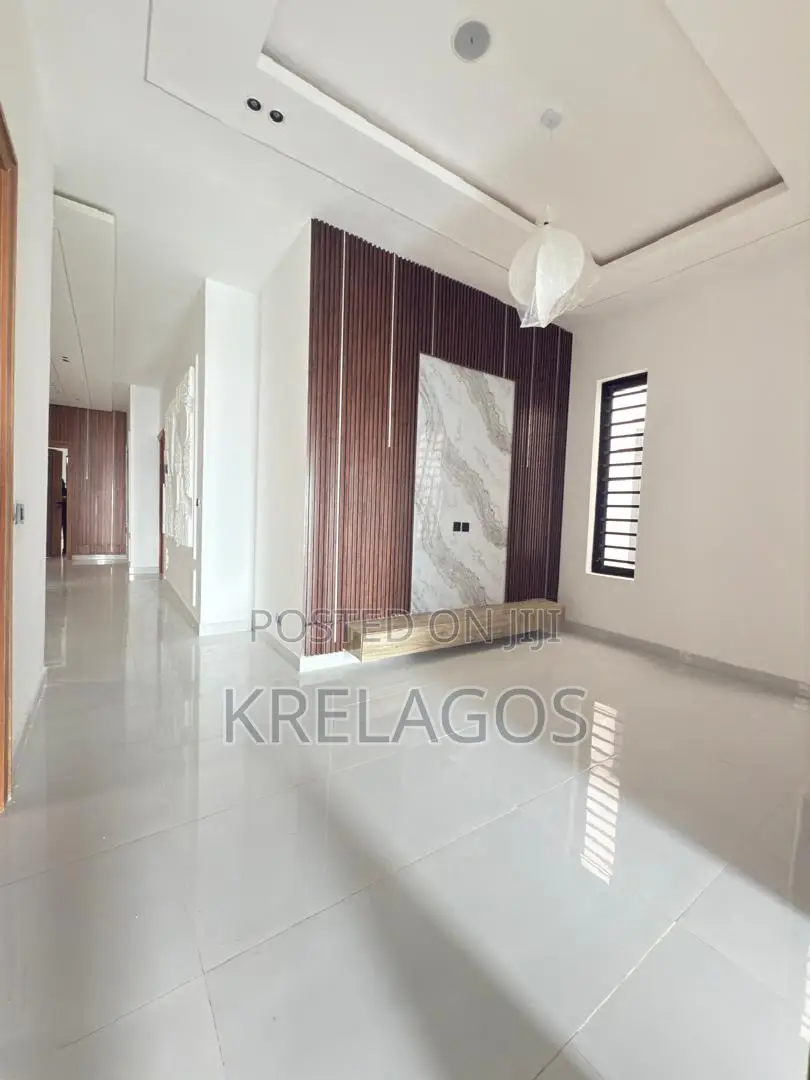 5bdrm Duplex in Ado / Ajah for sale in Ado / Ajah