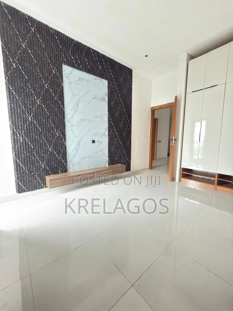 5bdrm Duplex in Ado / Ajah for sale in Ado / Ajah