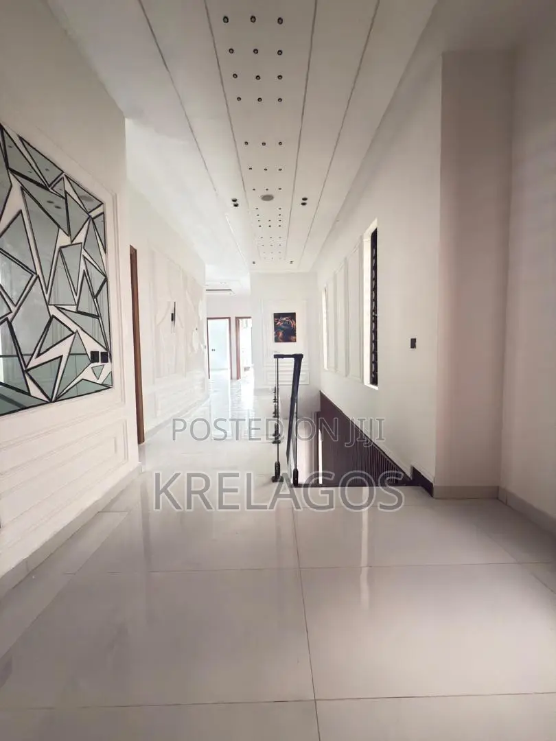 5bdrm Duplex in Ado / Ajah for sale in Ado / Ajah
