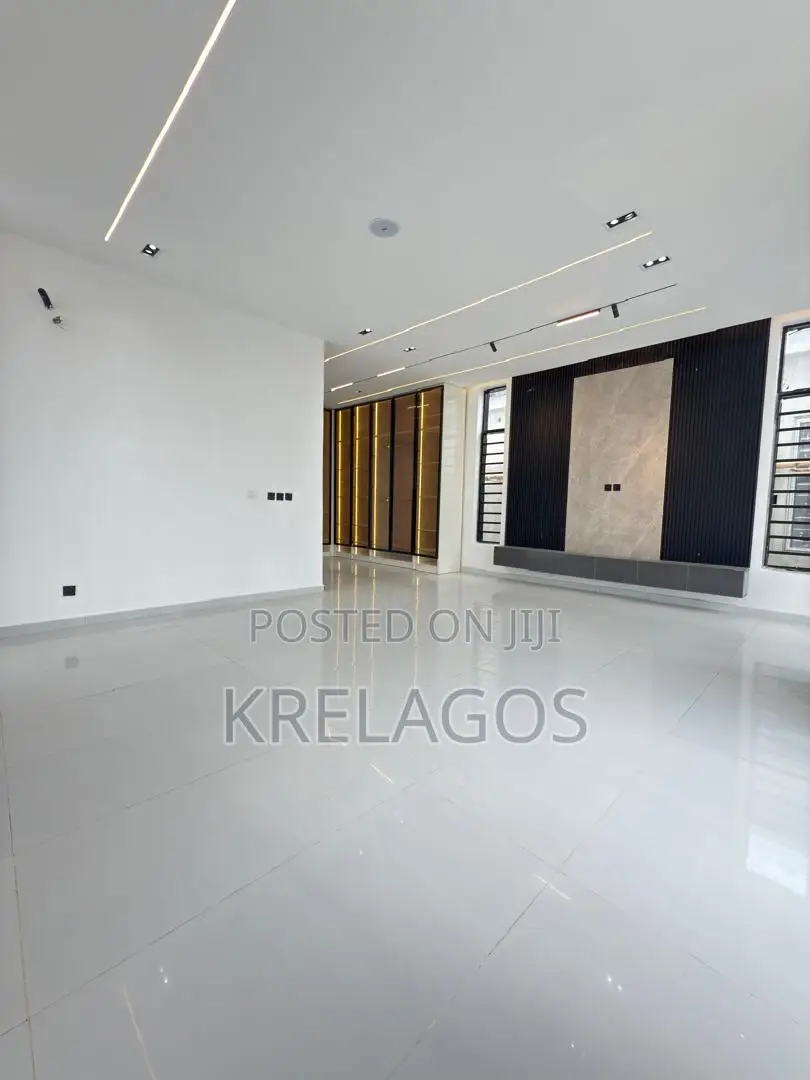 5bdrm Duplex in Ado / Ajah for sale in Ado / Ajah