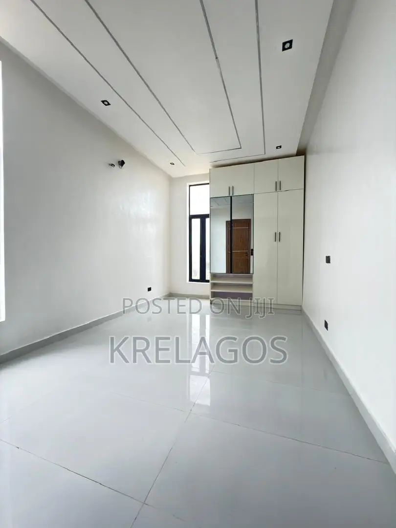 5bdrm Duplex in Ado / Ajah for sale in Ado / Ajah