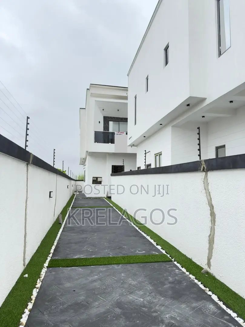 4bdrm Duplex in Ado / Ajah for sale in Ado / Ajah