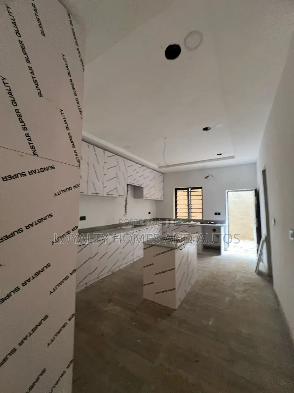 4bdrm Duplex in Opebi Ikeja Lagos for sale in Opebi