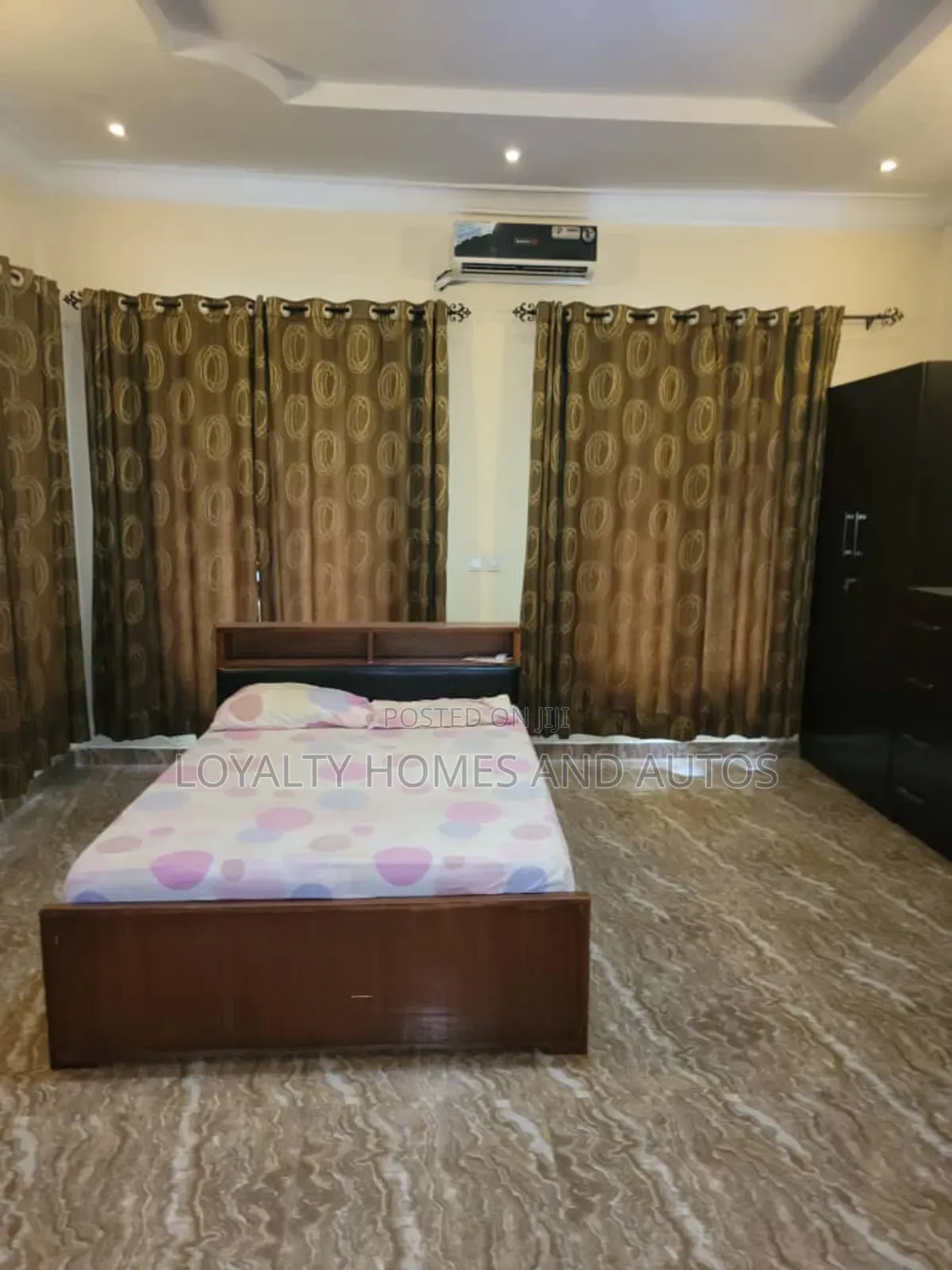 5bdrm Duplex in An Estate In Opic, Isheri North for sale in Isheri North