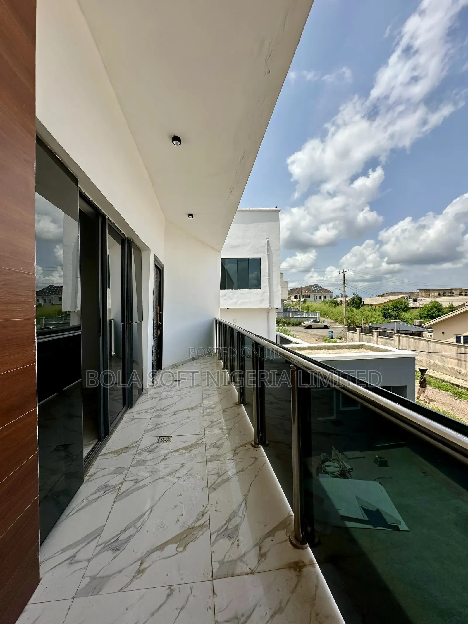 4bdrm Duplex in Carlton Gate Estate for sale in Akobo