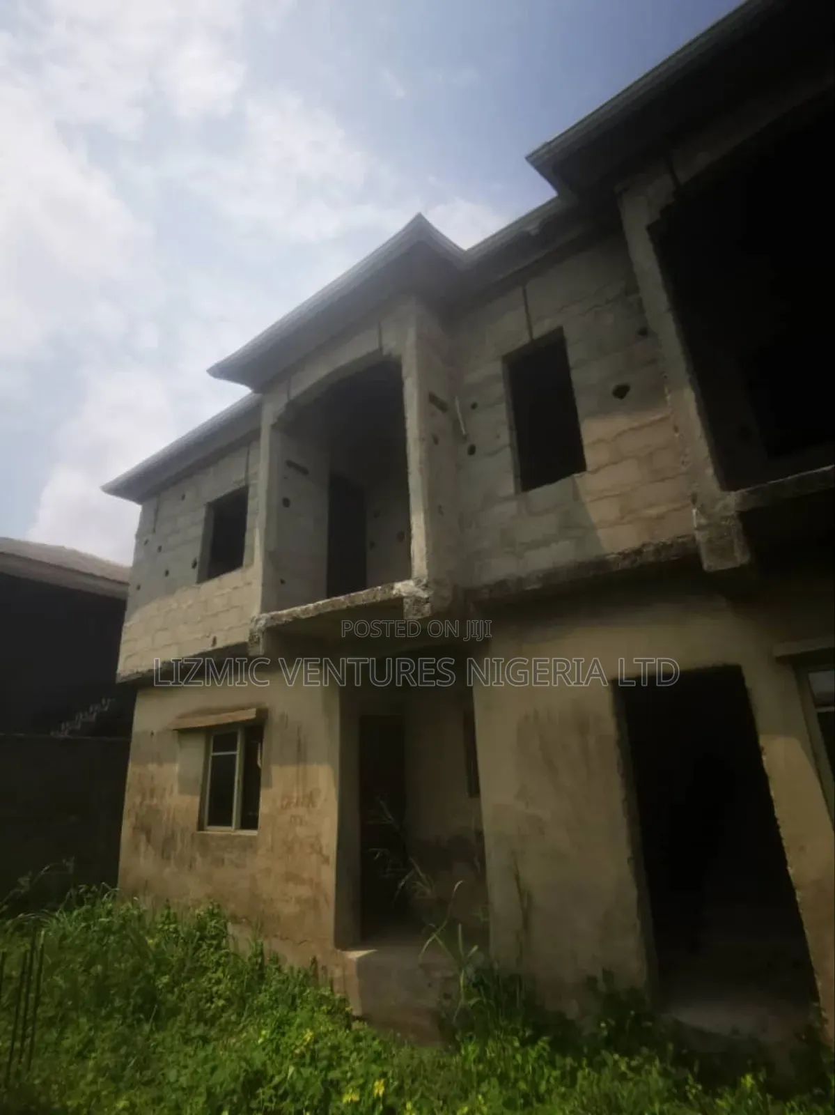 2bdrm Block of Flats in Olowo Ila, Igando / Ikotun/Igando for sale in Igando / Ikotun/Igando