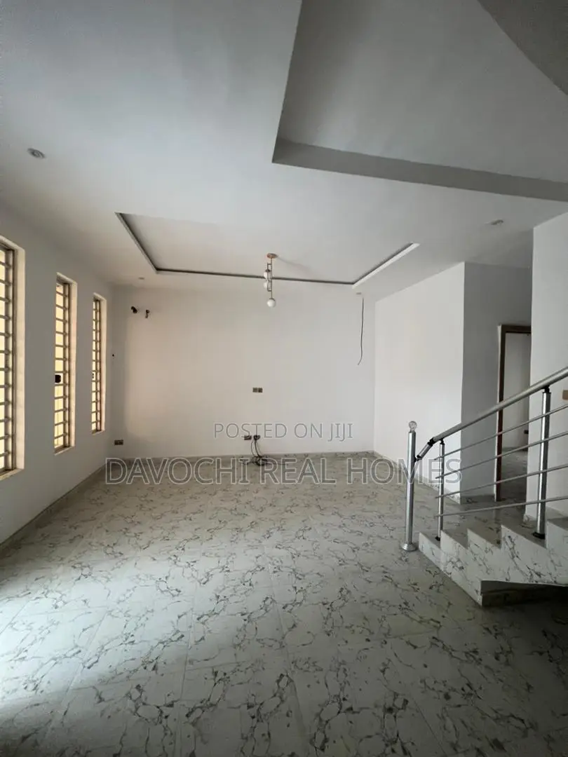 4bdrm Duplex in Lekki County for rent in Lekki Phase 2