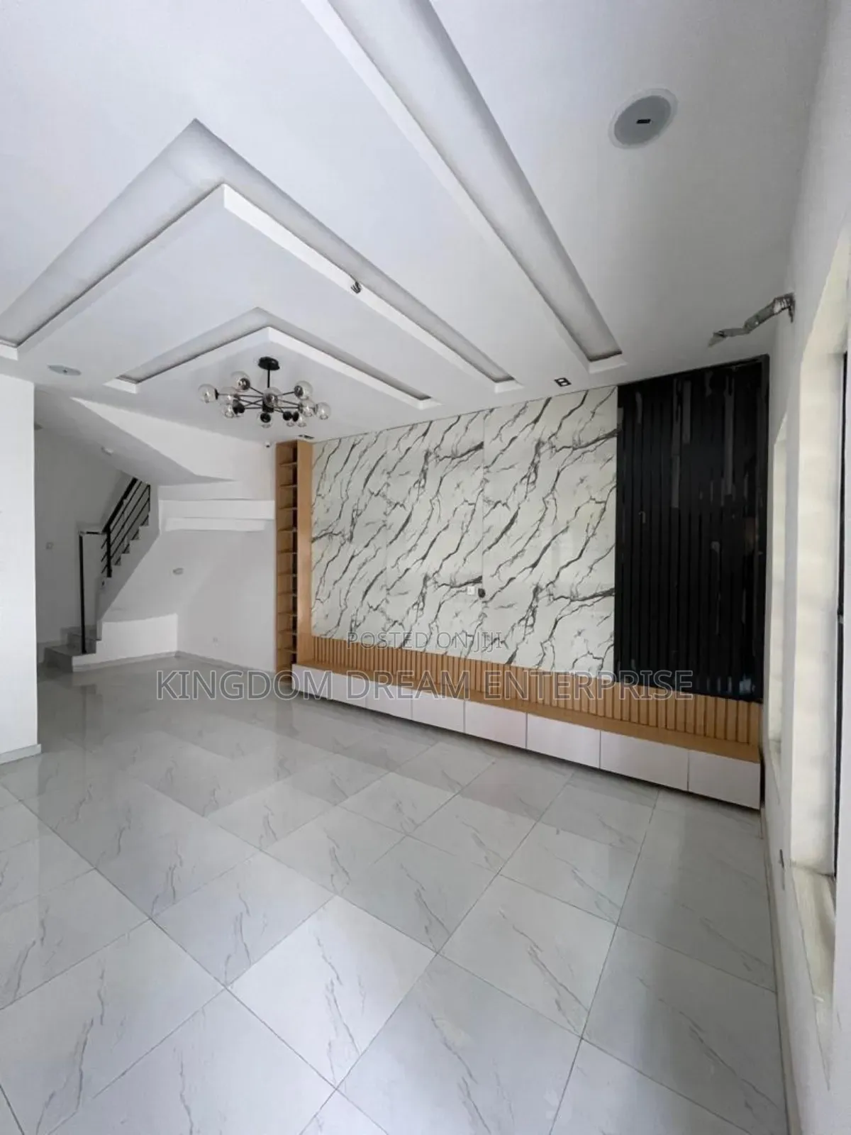 4bdrm Duplex in Ikate for sale in Ikate