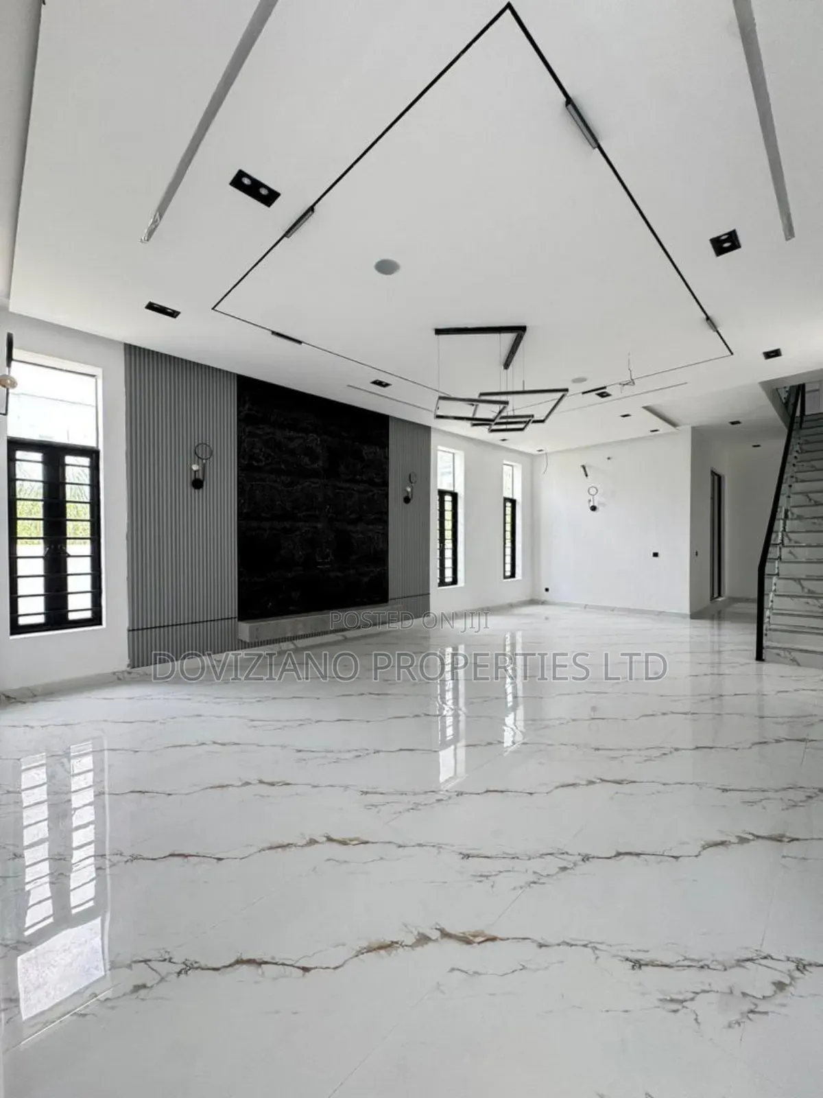 5bdrm Duplex in Lekki for sale in Lekki