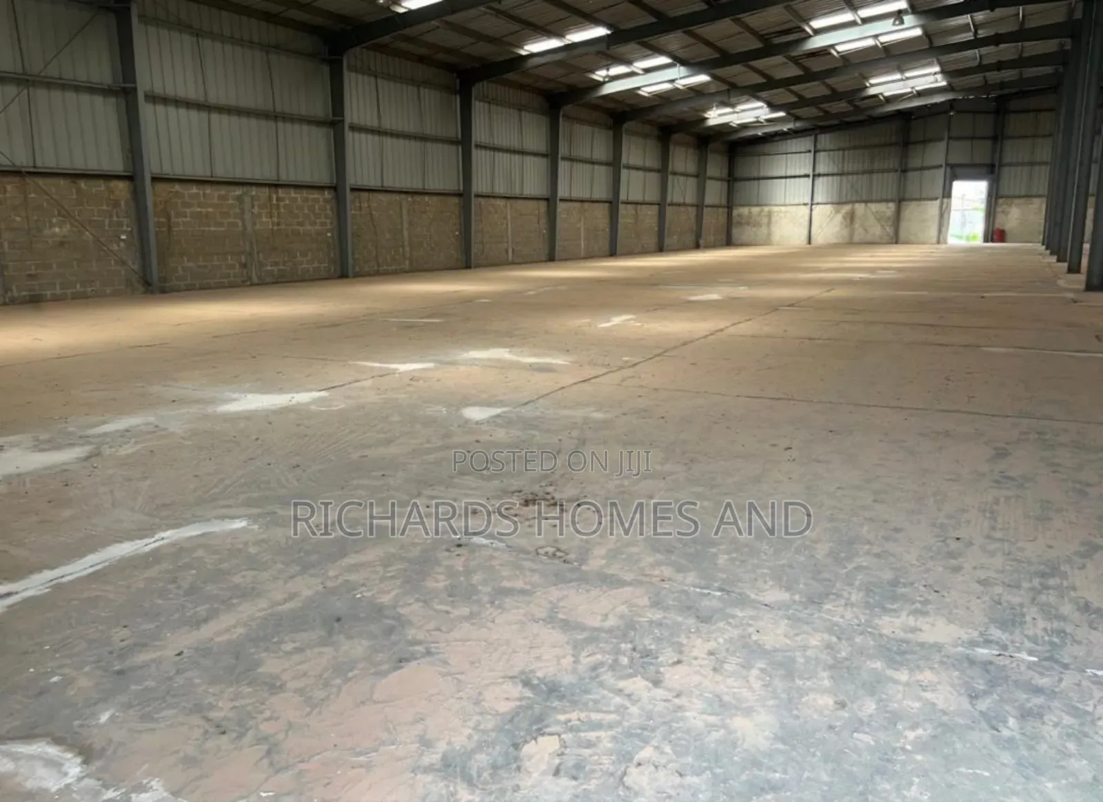 2800sqm Warehouse Complex on Massive Grounds in Ado-Odo/Ota