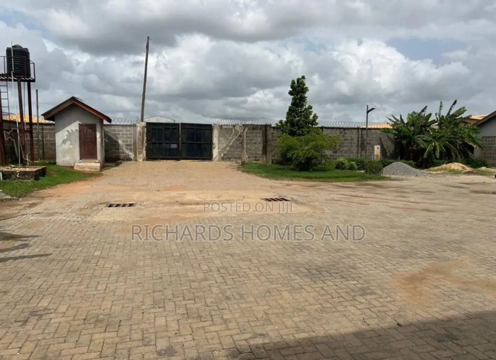 2800sqm Warehouse Complex on Massive Grounds in Ado-Odo/Ota