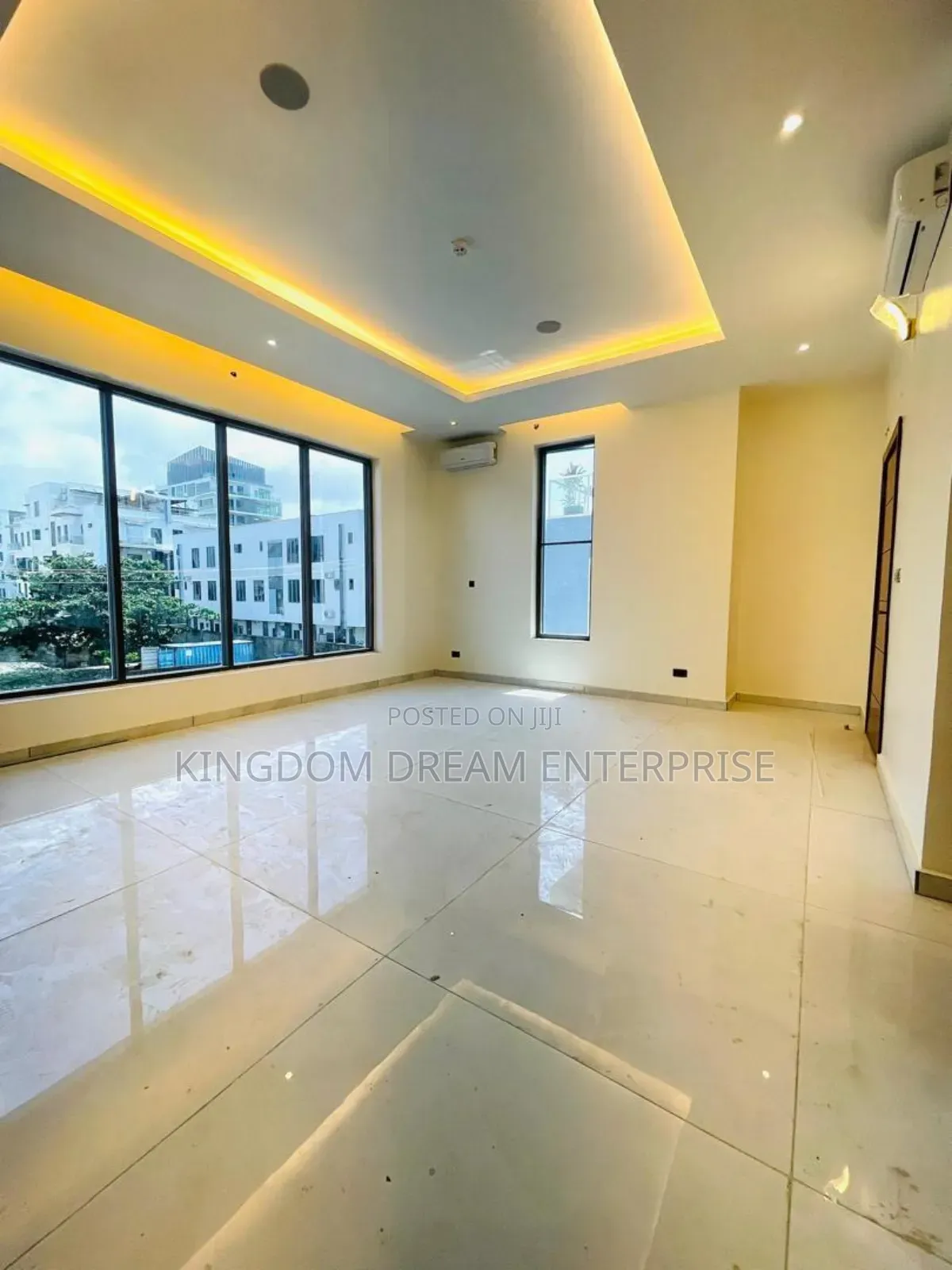 5bdrm Duplex in Ikoyi Lagos for sale in Ikoyi