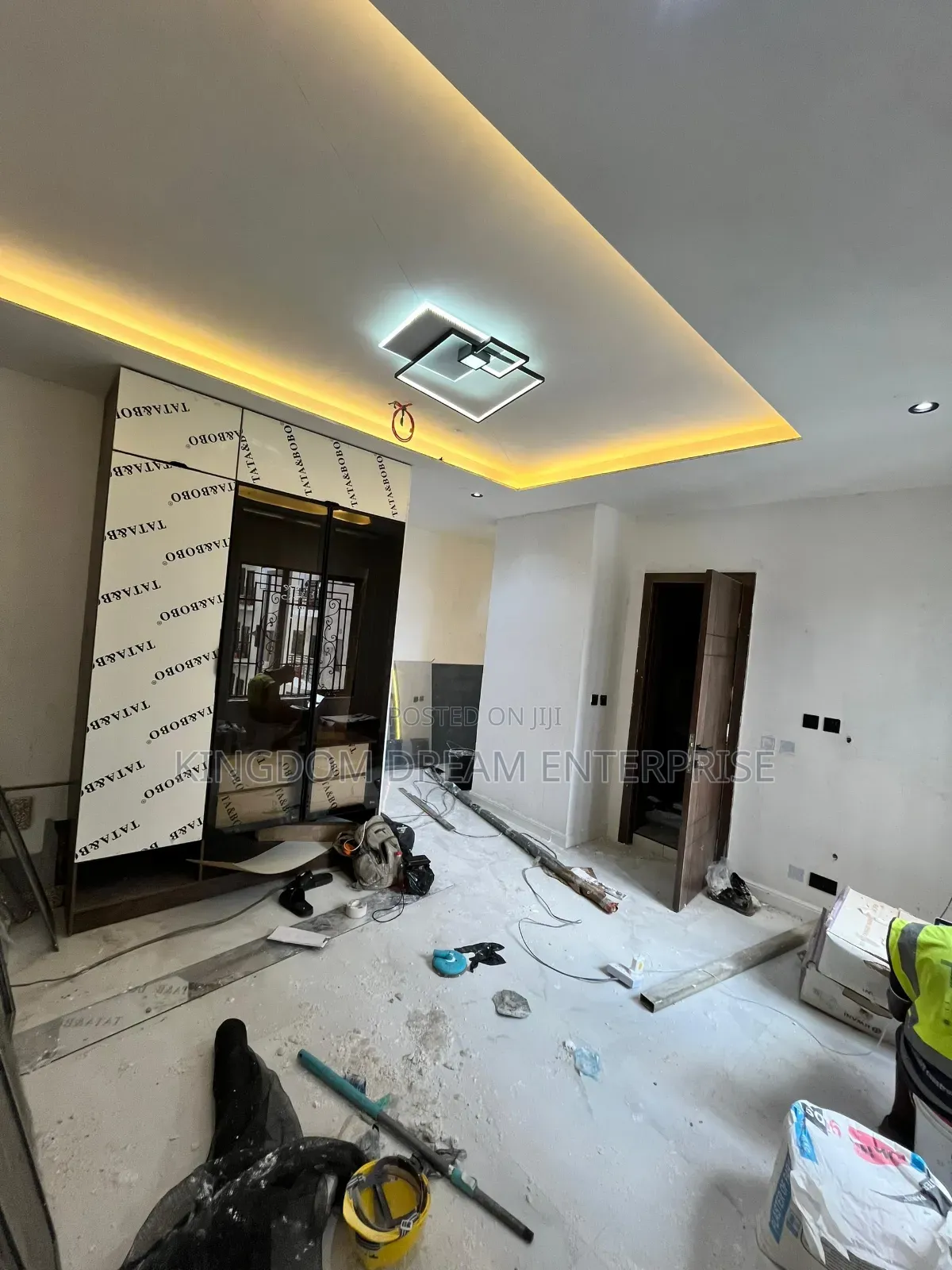 2bdrm Apartment in Ikoyi Lagos for sale in Ikoyi