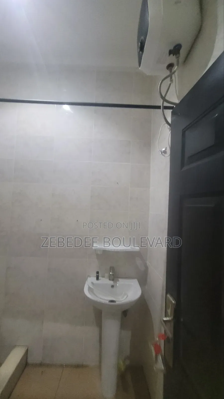 2bdrm Block of Flats in Durumi for rent in Durumi