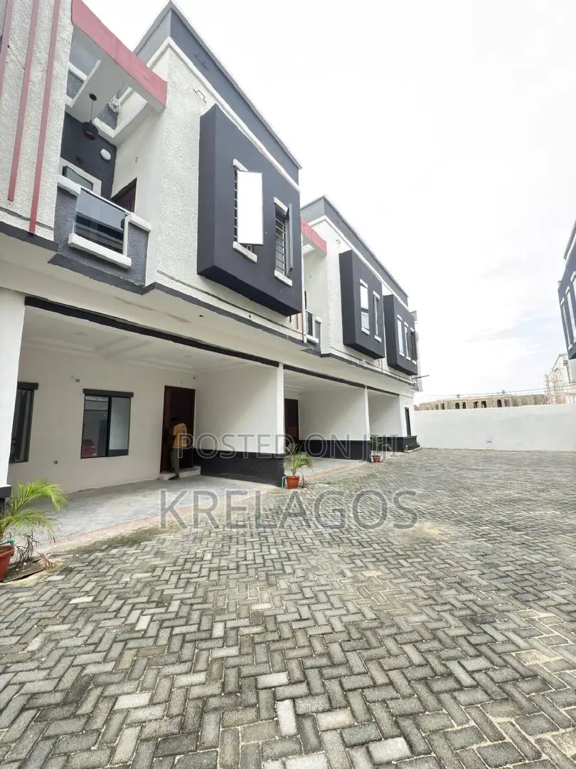 2bdrm Duplex in Orchid, Chevron for sale in Chevron