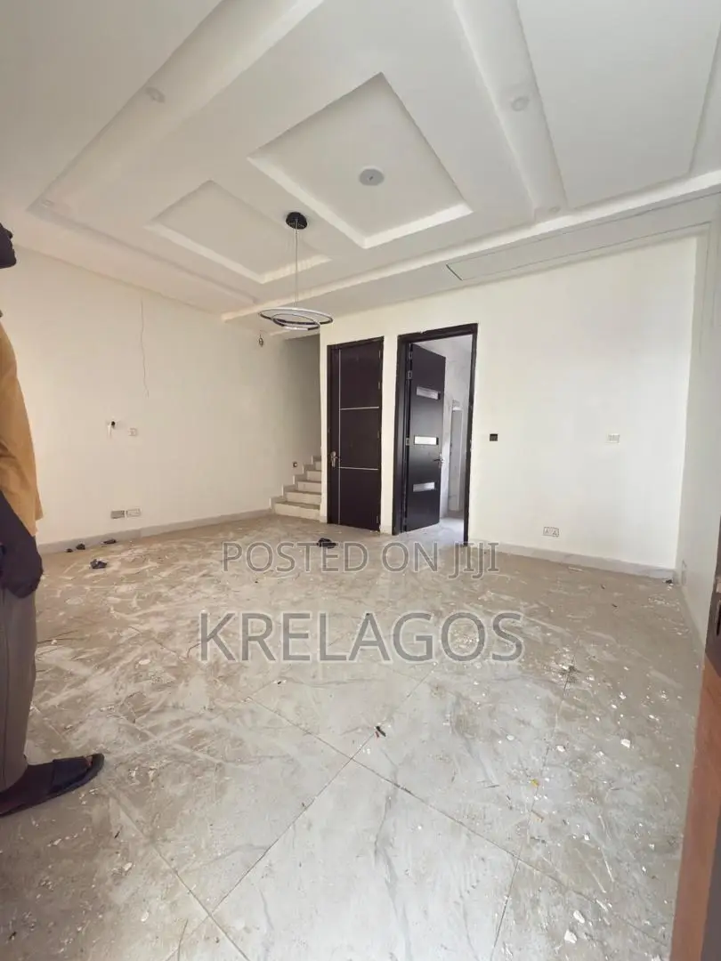 2bdrm Duplex in Orchid, Chevron for sale in Chevron